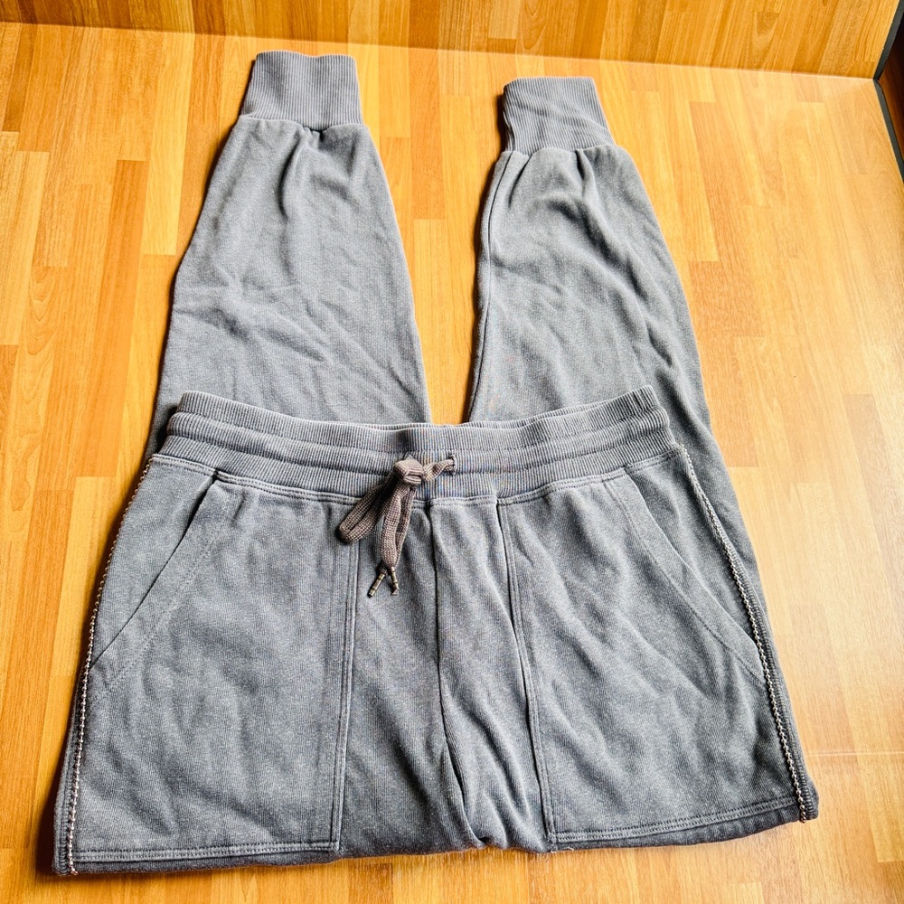 Sundry gray joggers size 2